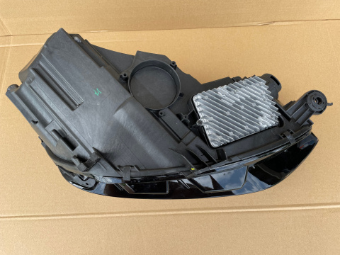 AUDI A4 S4 B9 LIFT LAMPA LEWY PRZÓD