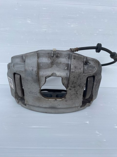 Audi A6 C7 A7 3.0 Zacisk hamulcowy prawy przód 355 mm