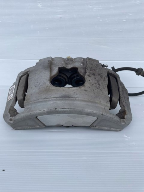 Audi A6 C7 A7 3.0 Zacisk hamulcowy prawy przód 355 mm