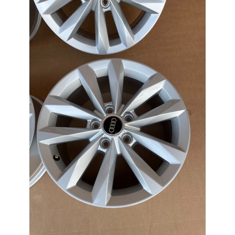 Oryginalne felgi Audi A3 8Y 16 7.0J ET40 5x112 – komplet 4 sztuki