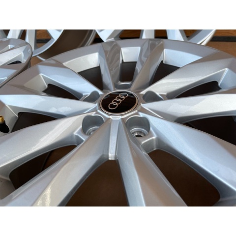 Oryginalne felgi Audi A3 8Y 16 7.0J ET40 5x112 – komplet 4 sztuki