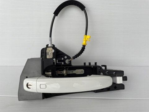 AUDI A5 8T LIFT KEY LESS KLAMKA LEWY PRZÓD LY9C 8T1837885