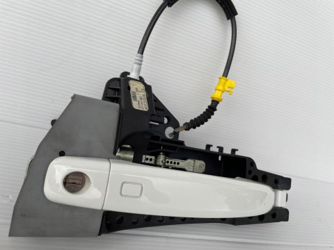 AUDI A5 8T LIFT KEY LESS KLAMKA LEWY PRZÓD LY9C 8T1837885