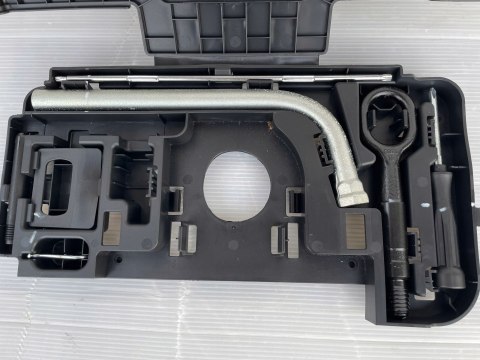 AUDI A5 8T Oryginalny ZESTAW NAPRAWCZY NARZĘDZI kluczy AUDI