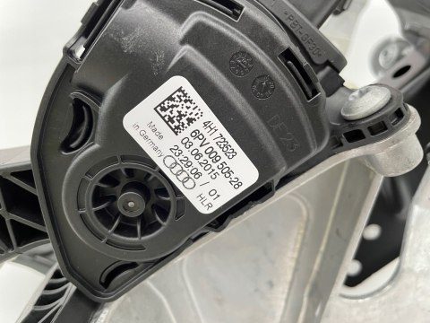 Audi A5 8T Lift pedały gaz hamulec stelaż manual oryginał komplet