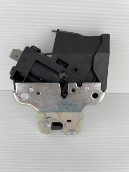 Audi A5 8T Zamek klapy bagażnika 4E0827645A oryginał