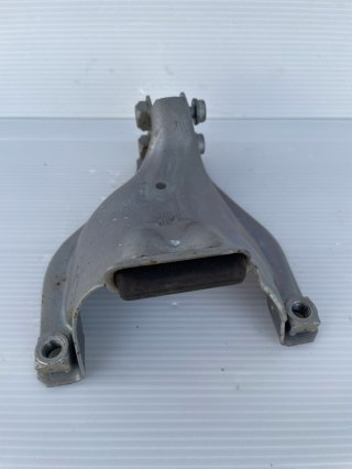 Audi A6 A7 C7 Oryginalna osłona poduszki silnika prawa 4G0399060G