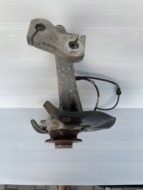 Audi A6 C7 A7 C7 (4G) LIFT Zwrotnica przednia prawa 4G0407242C