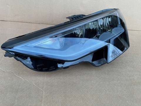 AUDI A3 8Y LAMPA LEWY PRZÓD LED DIODOWA 8Y0