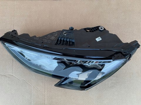 AUDI A3 8Y LAMPA LEWY PRZÓD LED DIODOWA 8Y0