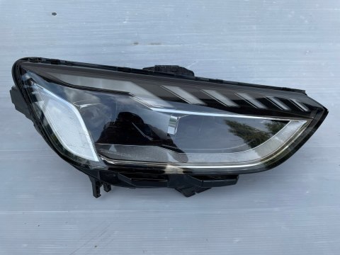 AUDI A4 B9 LIFT LAMPA PRAWY PRZÓD 8W0941034