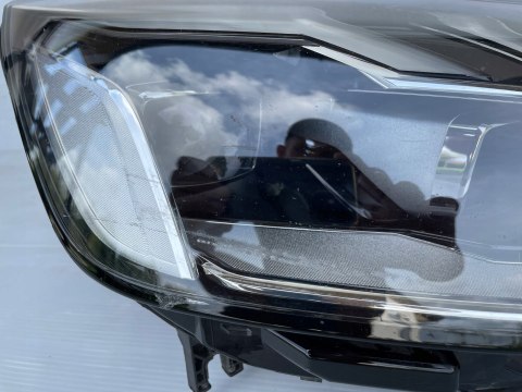 AUDI A4 B9 LIFT LAMPA PRAWY PRZÓD 8W0941034