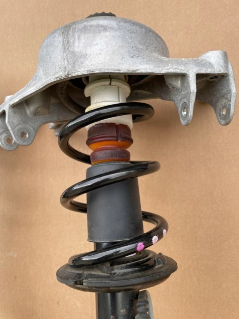 AUDI A5 8T LIFT A4 B8 AMORTYZATOR PRZÓD komplet