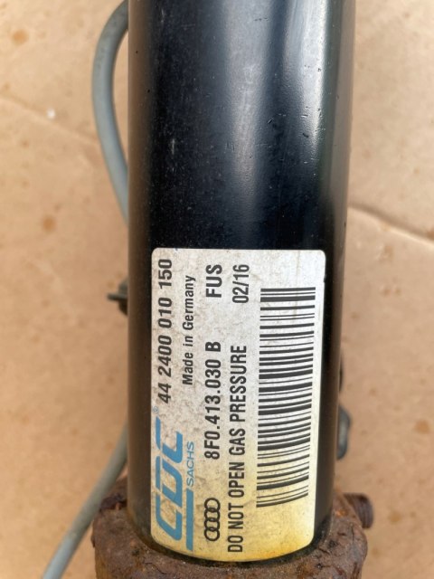 AUDI A5 8T LIFT A4 B8 AMORTYZATOR PRZÓD komplet