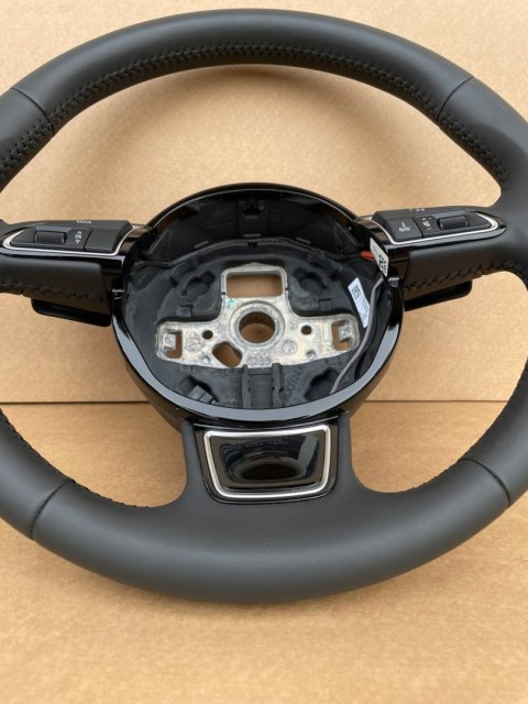 AUDI A5 8T LIFT KIEROWNICA ŁOPATKI multi