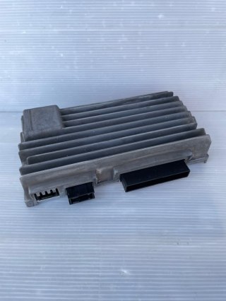 AUDI A5 8T WZMACNIACZ AUDI BANG&OLUFSEN 8T1035223A