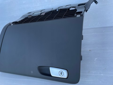 AUDI A5 8T lift ORYGINALNY SCHOWEK PASAŻERA 8K1857035B