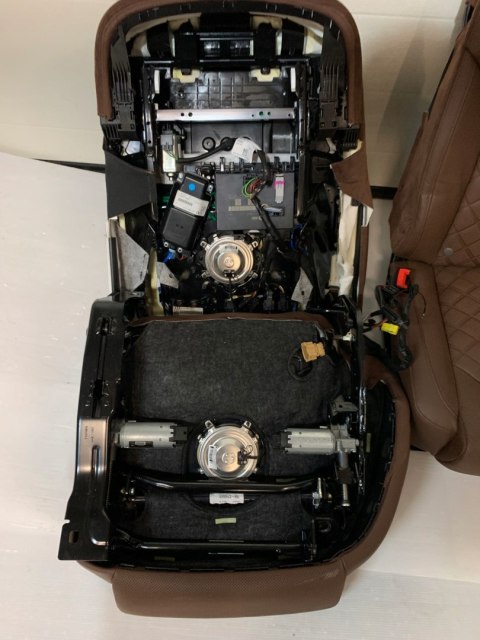 AUDI A8 D4 4H KOMPLET FOTELI PRAWY LEWY TYŁ