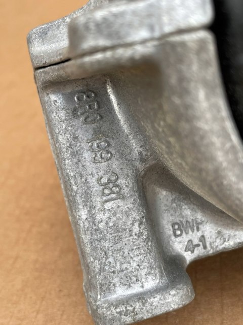 Audi A5 8T ORYGINALNA poduszka silnika prawa 8R0199381