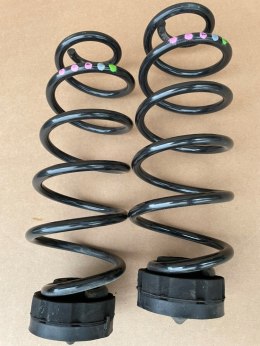 Audi A5 8T sprężyny tył komplet z gumami oryginał