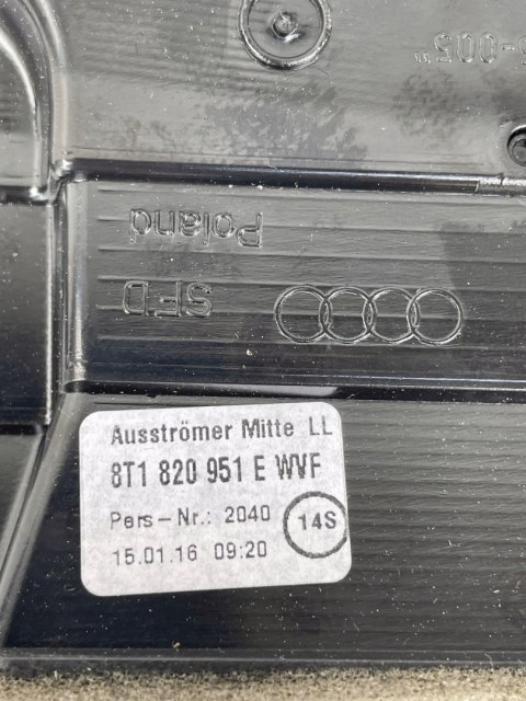 Kratka nawiewu powietrza A5 8T LIFT 8T1820951E Oryginał