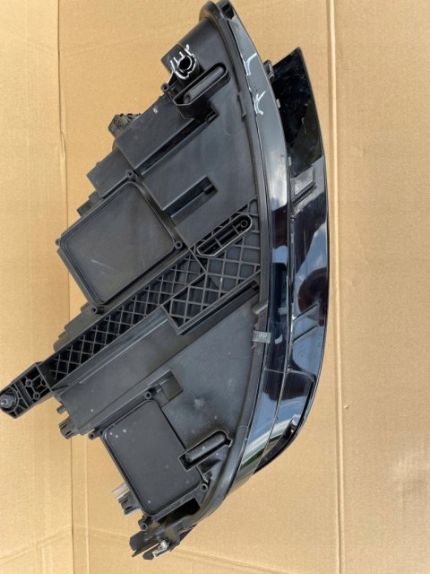 VW TIGUAN LAMPA LEWY PRZÓD IQ LIGHT 5NB941081G