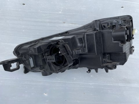 SKODA SCALA LAMPA PRAWY PRZÓD 657941016A