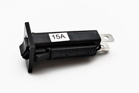 Zabezpieczenie silnika 15A #008029000 FINI